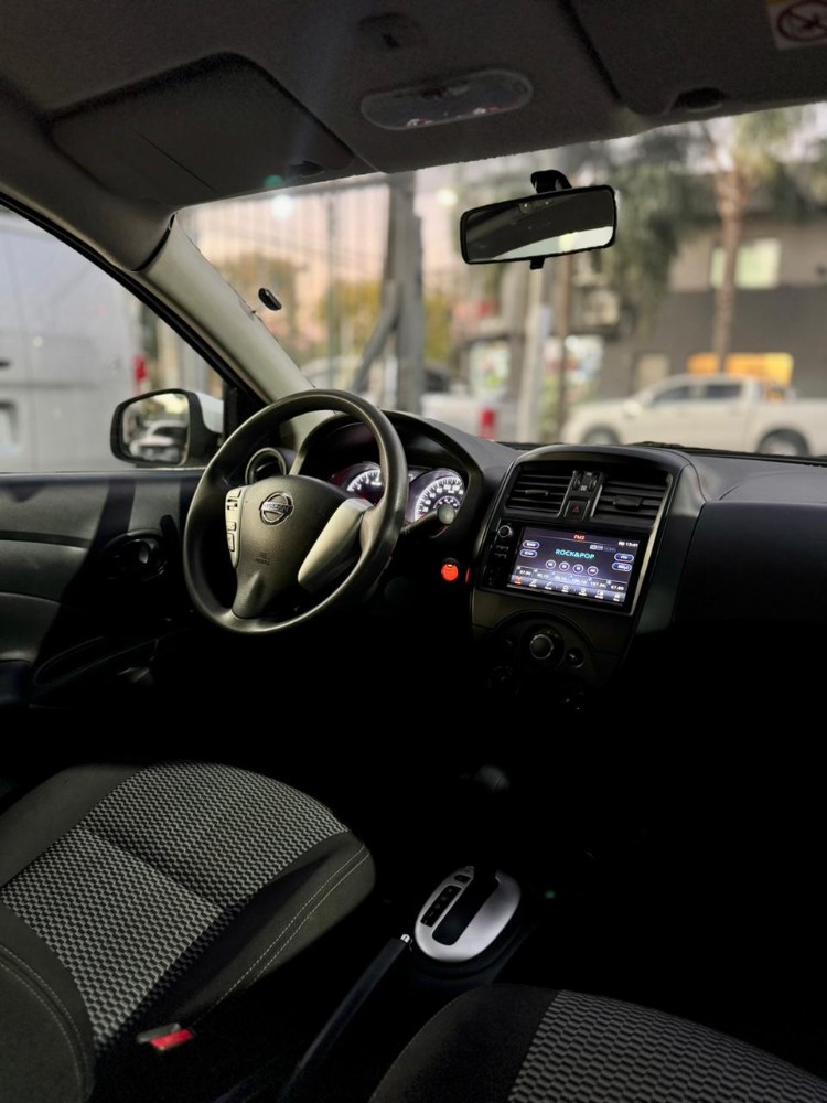 Nissan Versa Sense — foto 9